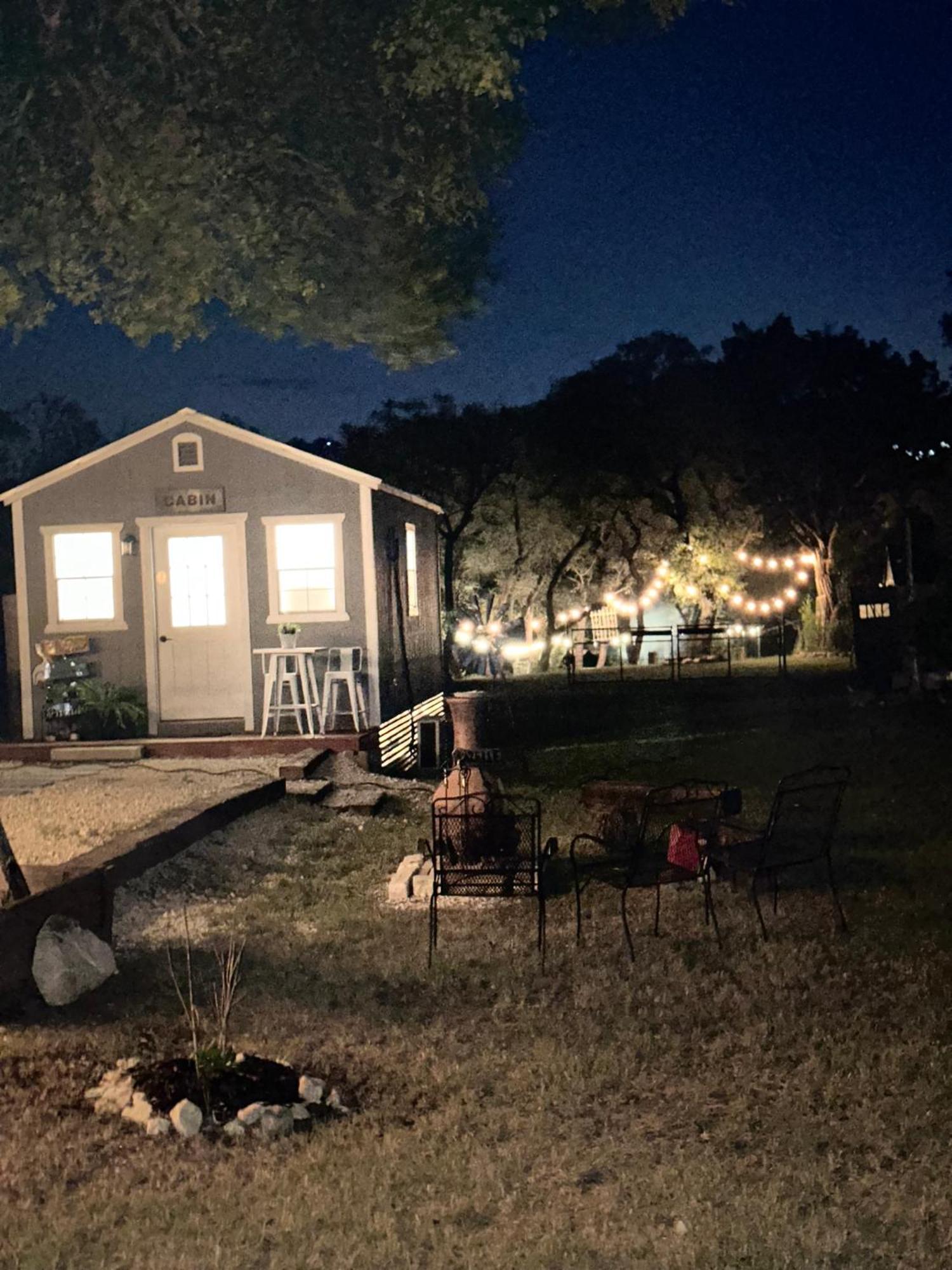 Tiny House - Our Little Piece Of Paradise Lakehills Exteriör bild
