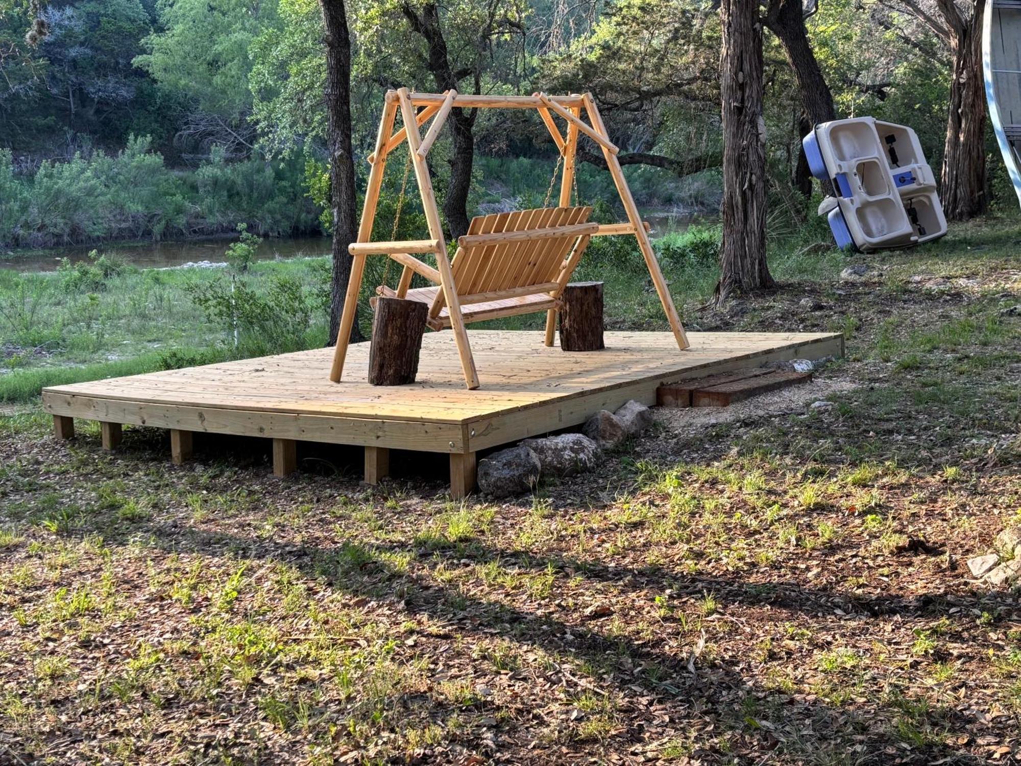 Tiny House - Our Little Piece Of Paradise Lakehills Exteriör bild